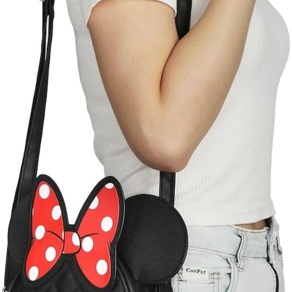 Charming Quilted Minnie Mouse Crossbody Bag - Whimsical Style for Disney Fans - Picture 7 of 7